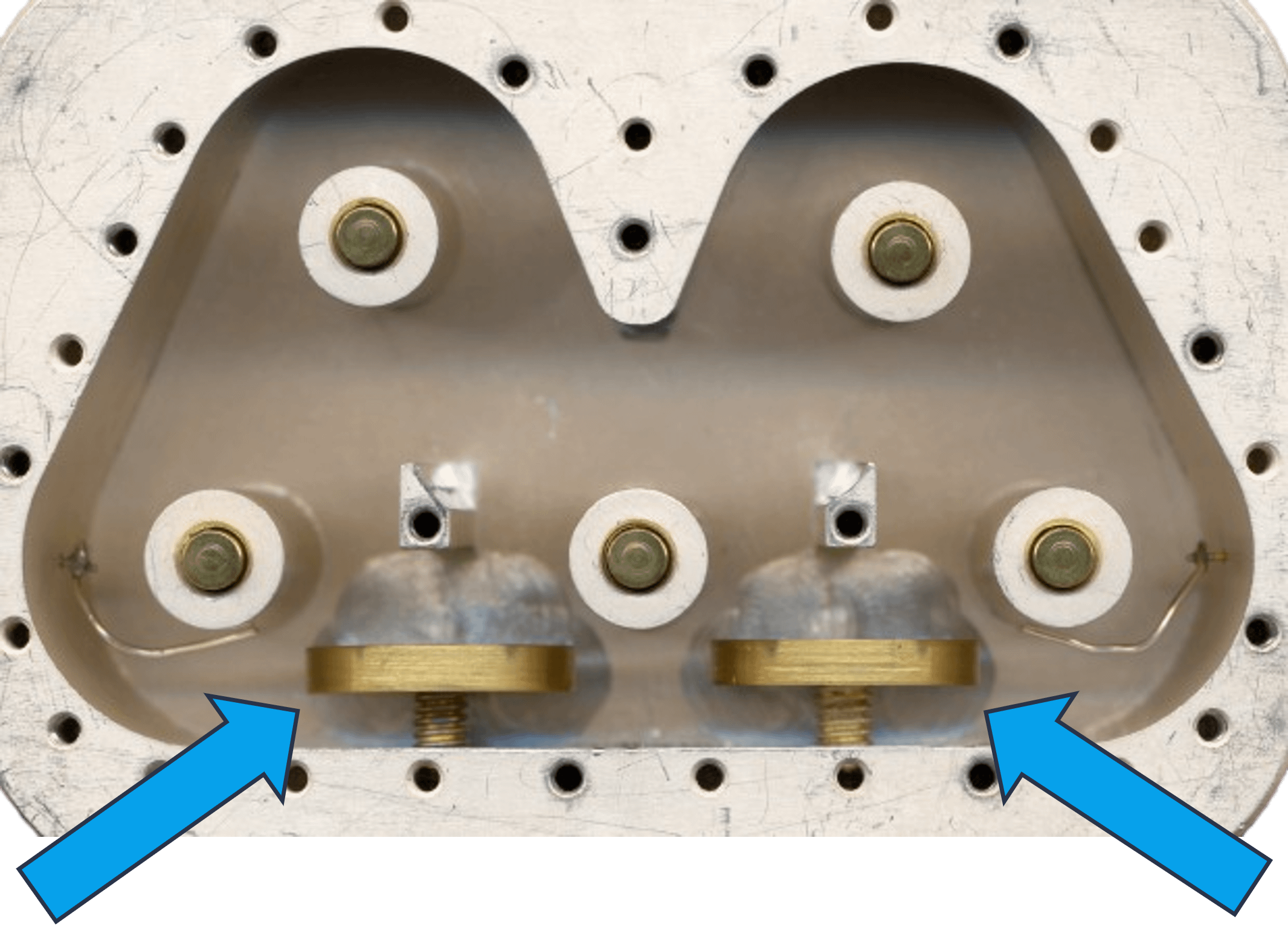 Bandpass Cavity filter.png